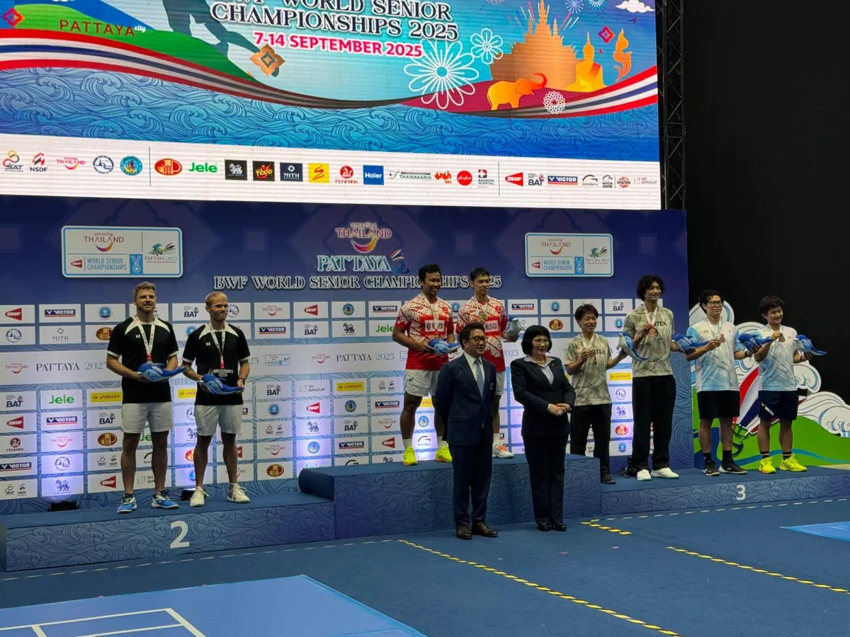 Podium des Championnats du monde vétérans 2025 à Pattaya, double hommes +35